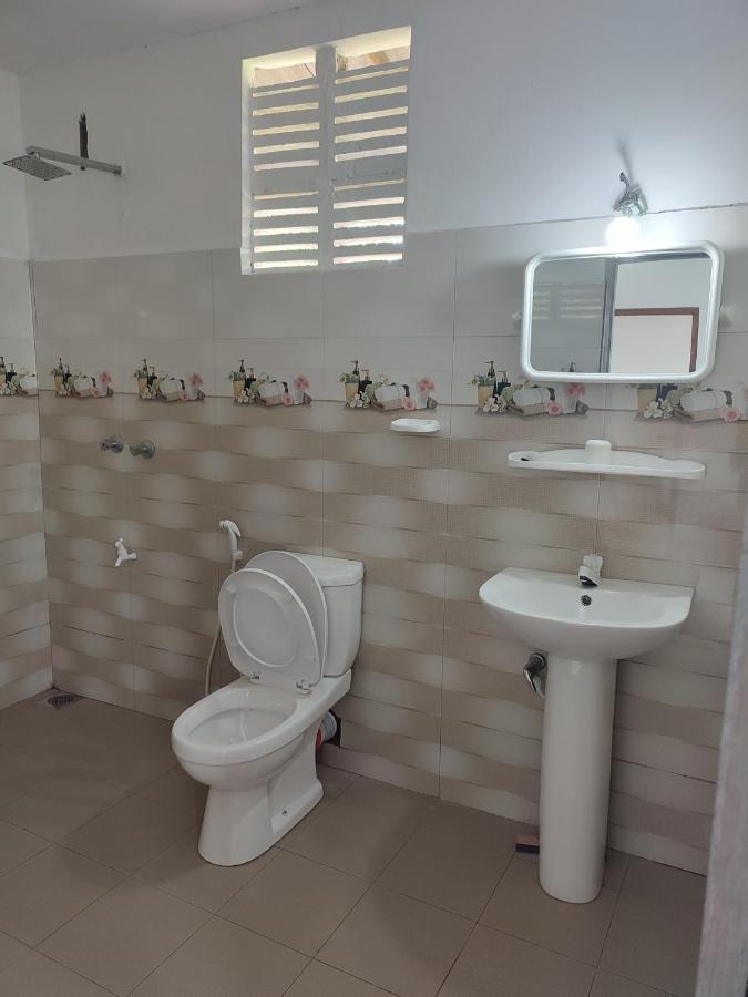 Hotel Rest Point Unawatuna Esterno foto